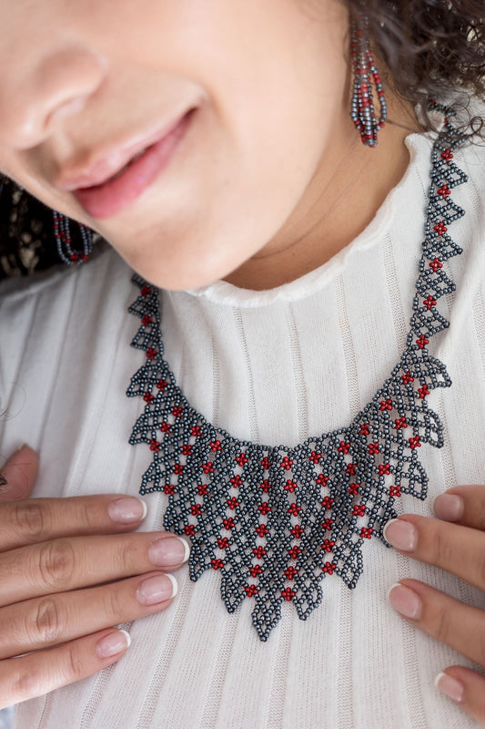 Collar Gris